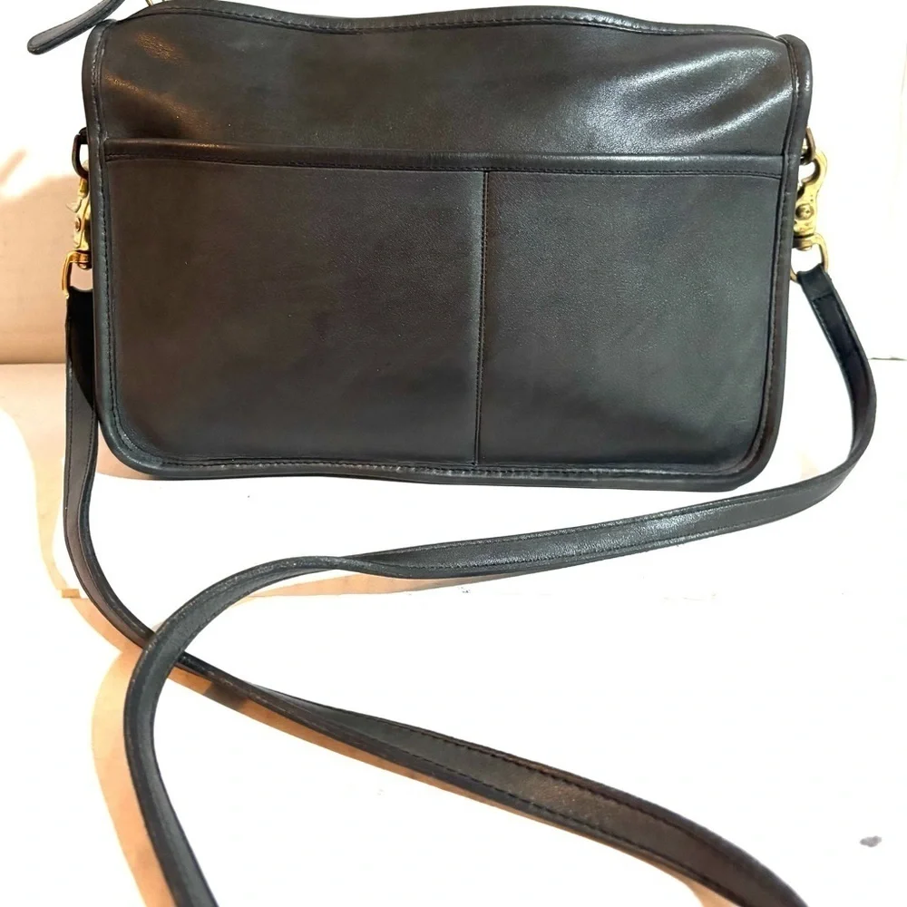 Coach vintage black gray leather crossbody handbag
